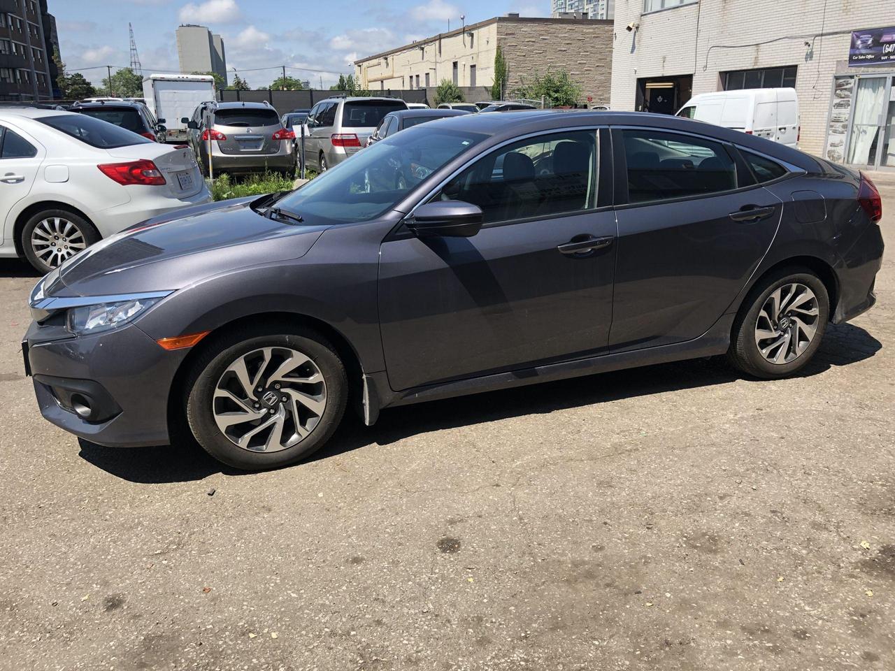 2017 Honda Civic EX • No Accidents • Low Milege! Photo