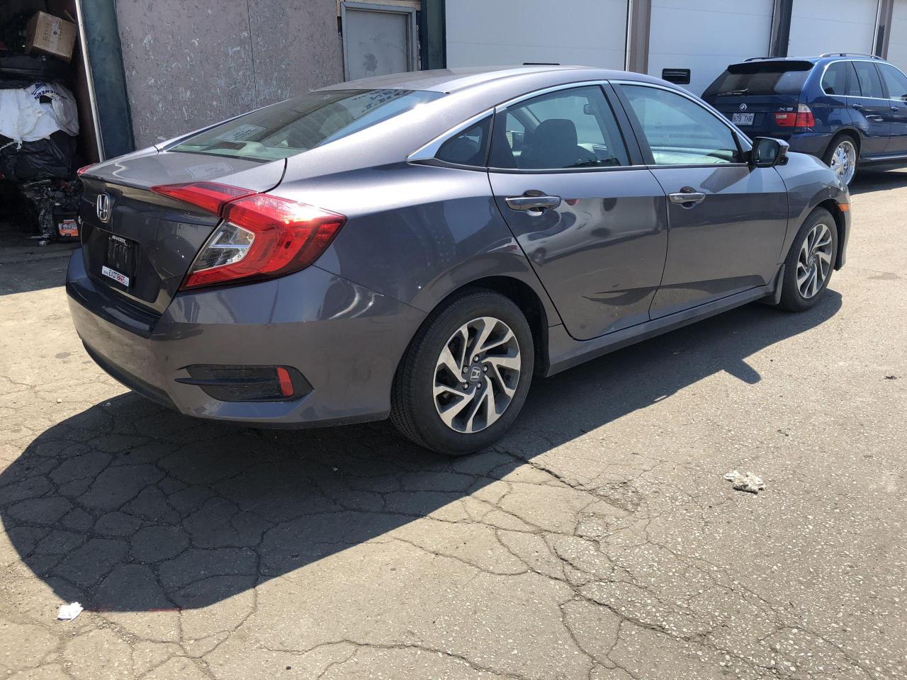 2017 Honda Civic EX • No Accidents • Low Milege! - Photo #6