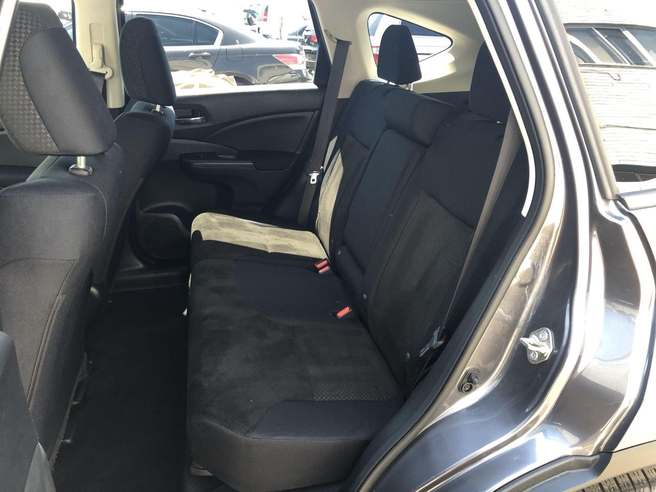2016 Honda CR-V SE AWD • Push Button Start • No Accidents - Photo #13