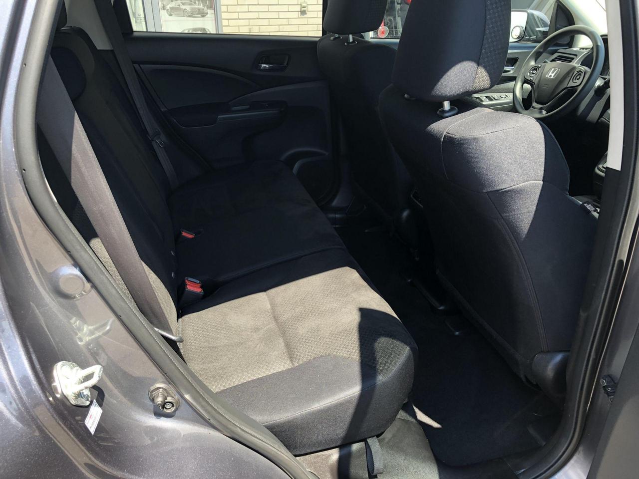 2016 Honda CR-V SE AWD • Push Button Start • No Accidents Photo