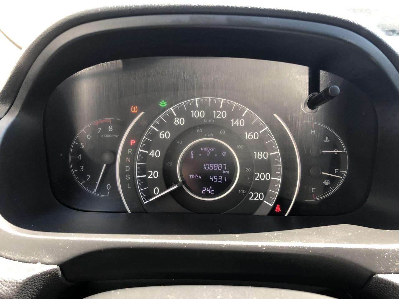 2016 Honda CR-V SE AWD • Push Button Start • No Accidents Photo