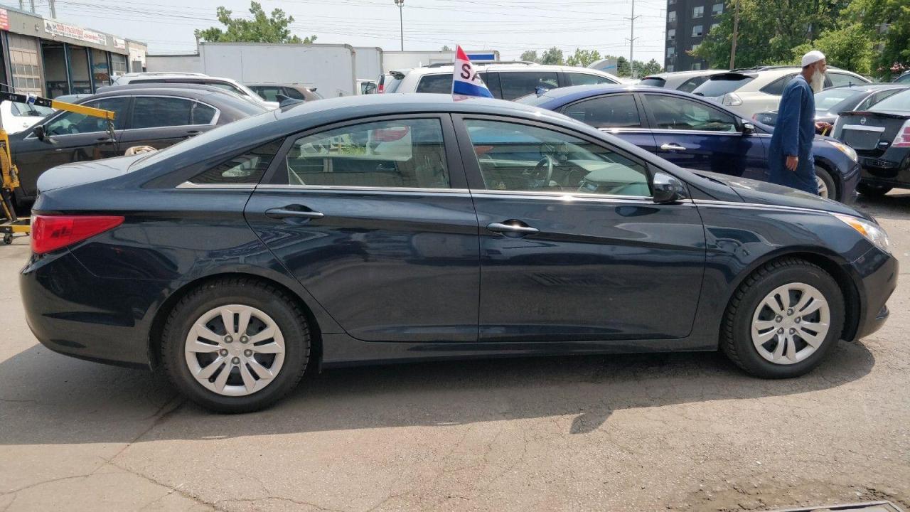 2013 Hyundai Sonata GL •  Auto • A/C • As Traded Special - Photo #5