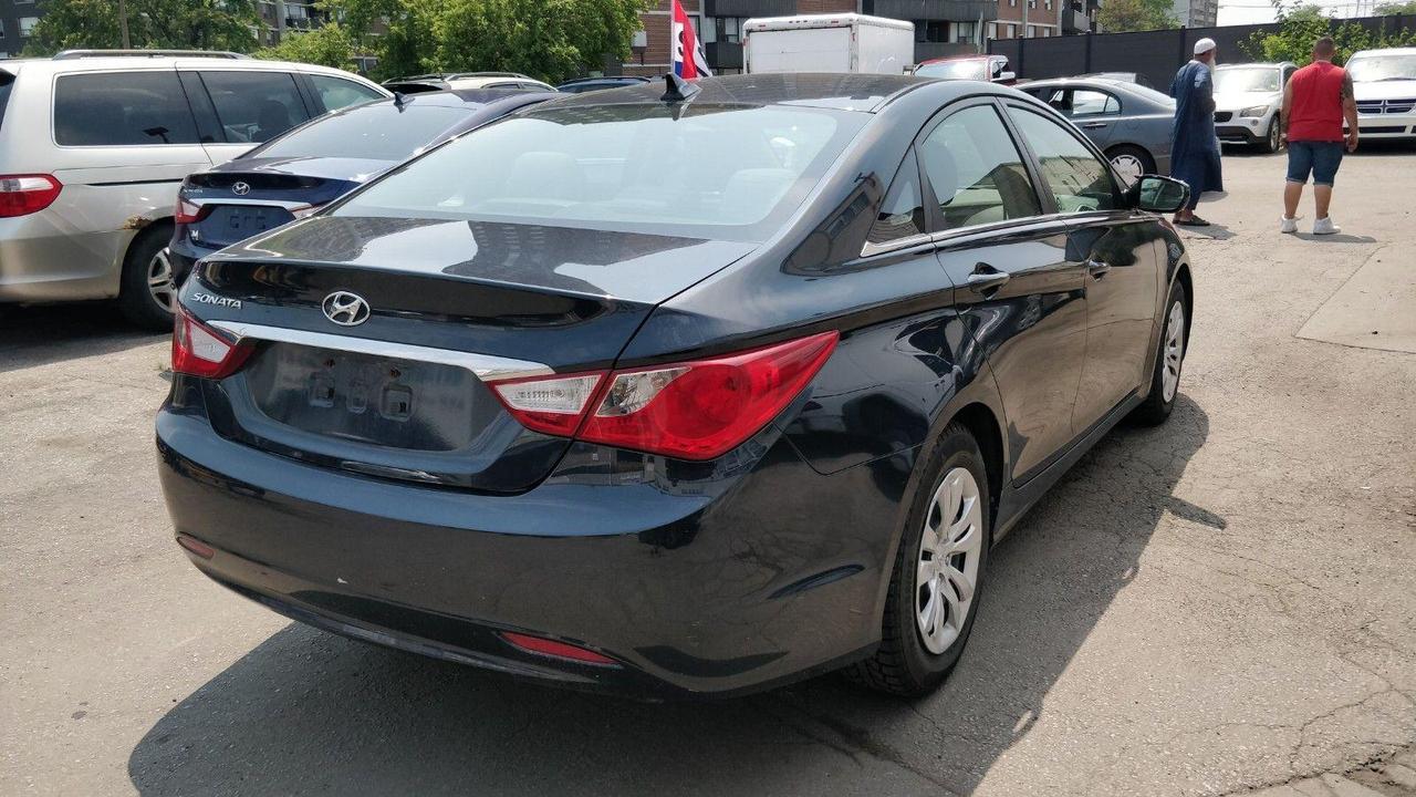 2013 Hyundai Sonata GL •  Auto • A/C • As Traded Special Photo