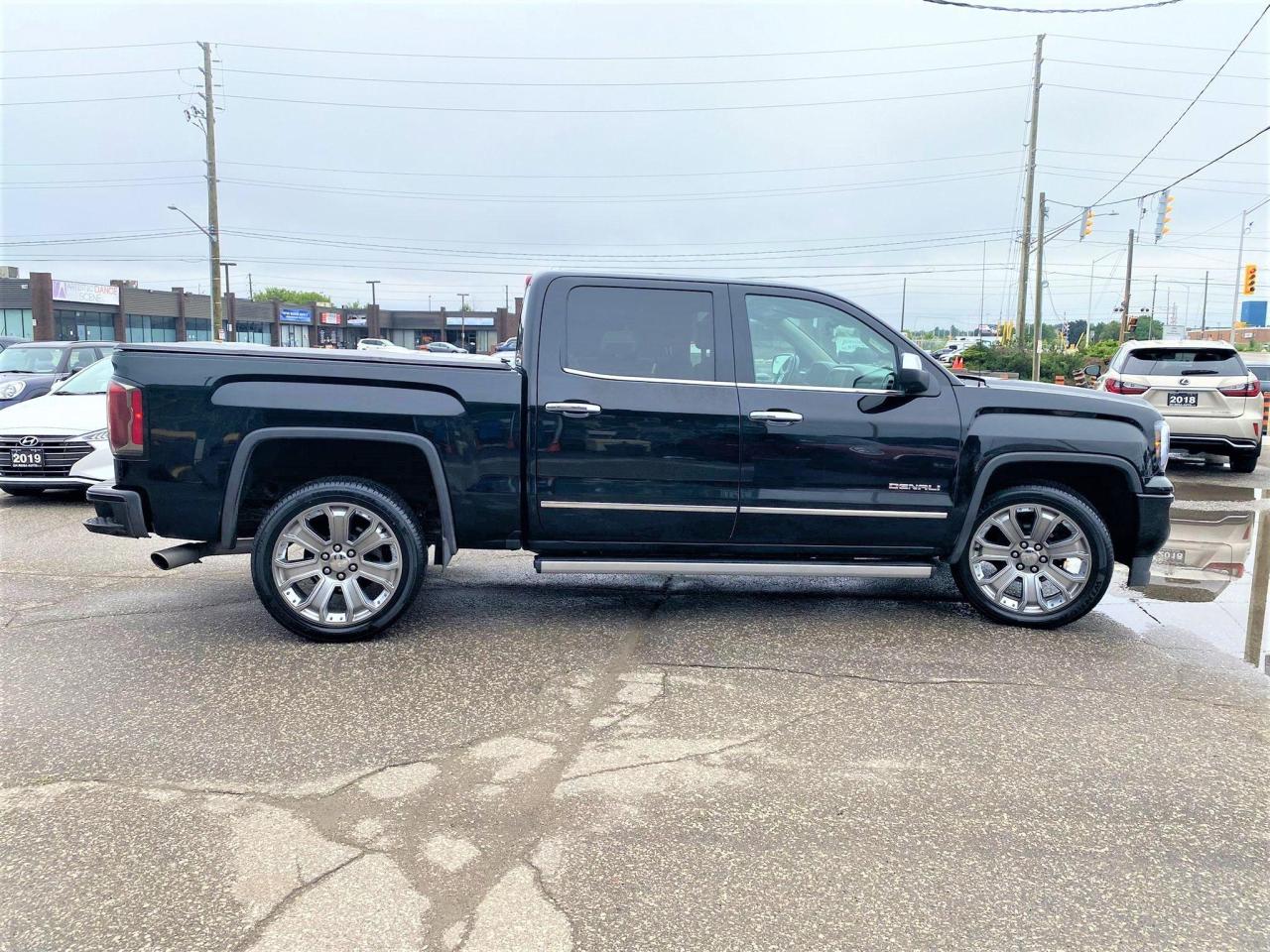 2018 GMC Sierra 1500 4WD Crew Cab 143.5" Denali beige Leather No Accide - Photo #9