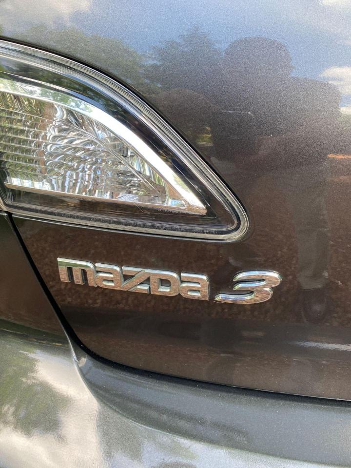 2012 Mazda MAZDA3  - Photo #12