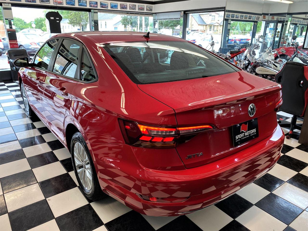 2019 Volkswagen Jetta Comfortline+Camera+Bluetooth+Cruise+CLEAN CARFAX - Photo #2