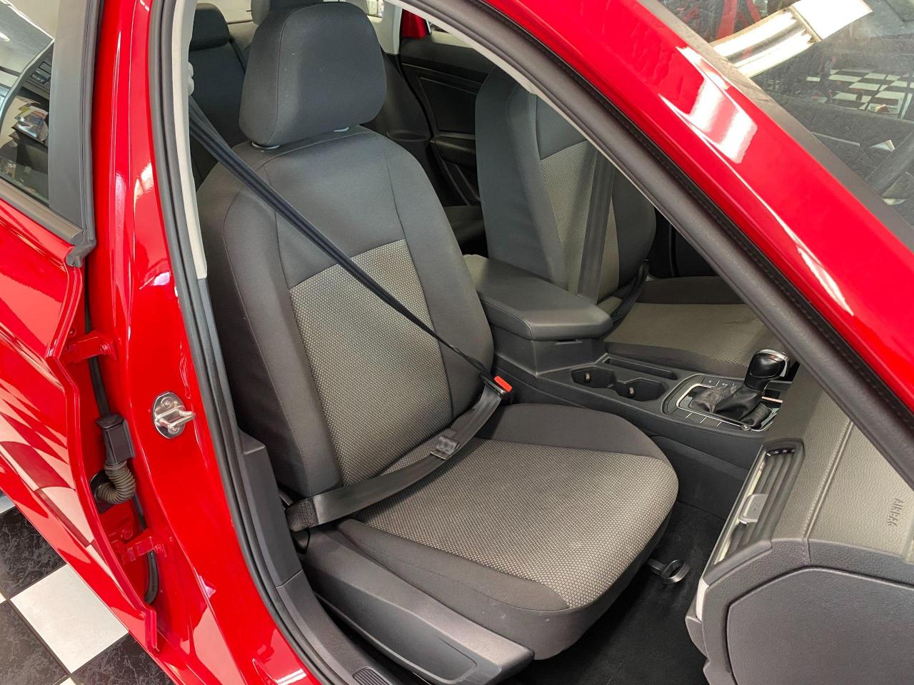 2019 Volkswagen Jetta Comfortline+Camera+Bluetooth+Cruise+CLEAN CARFAX - Photo #21