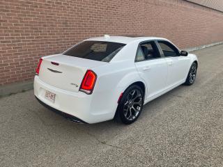 2018 Chrysler 300 300S - Photo #6