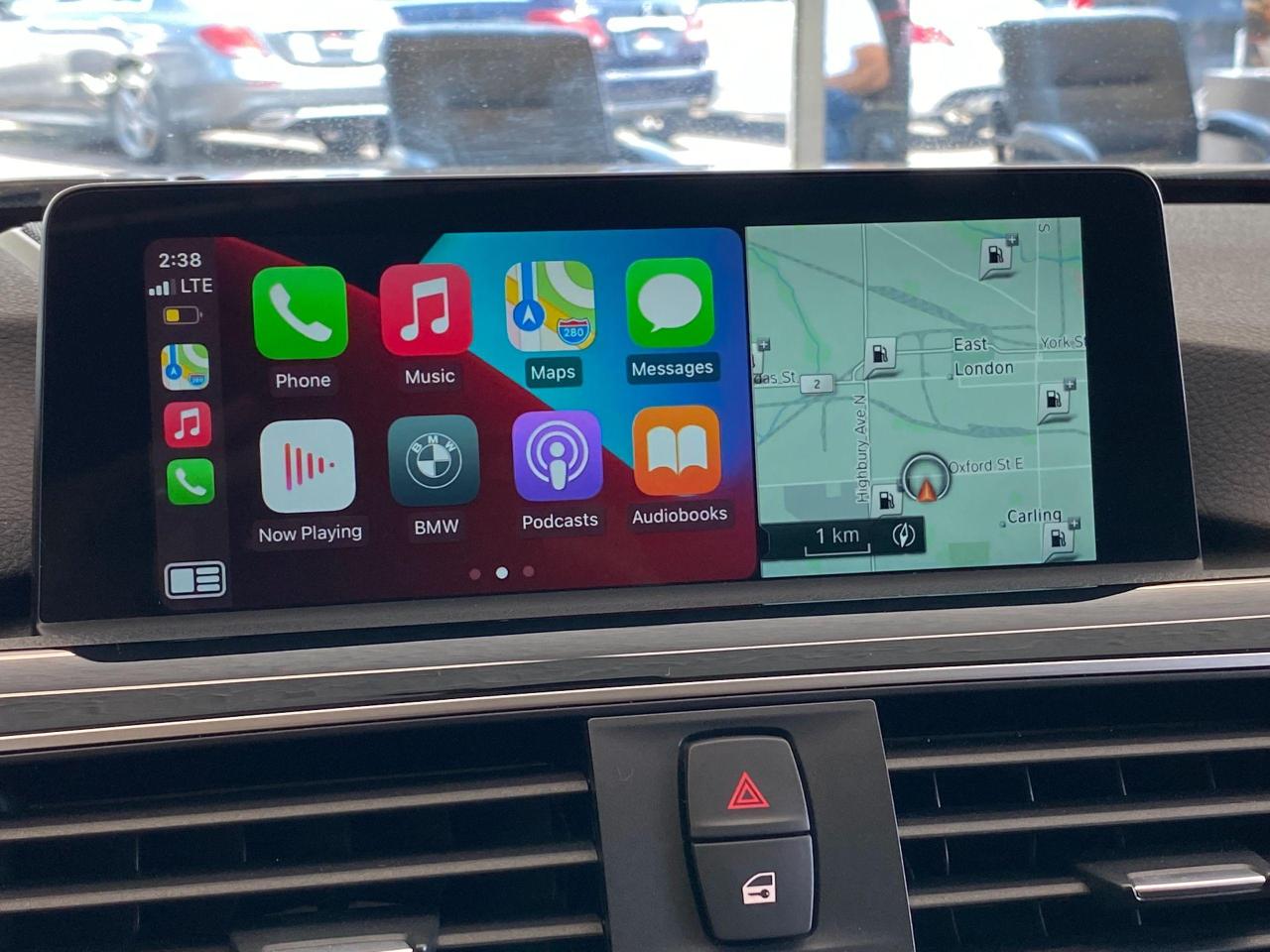 2017 BMW 3 Series 320i xDrive+ApplePlay+Camera+Sensors+CLEAN CARFAX Photo104