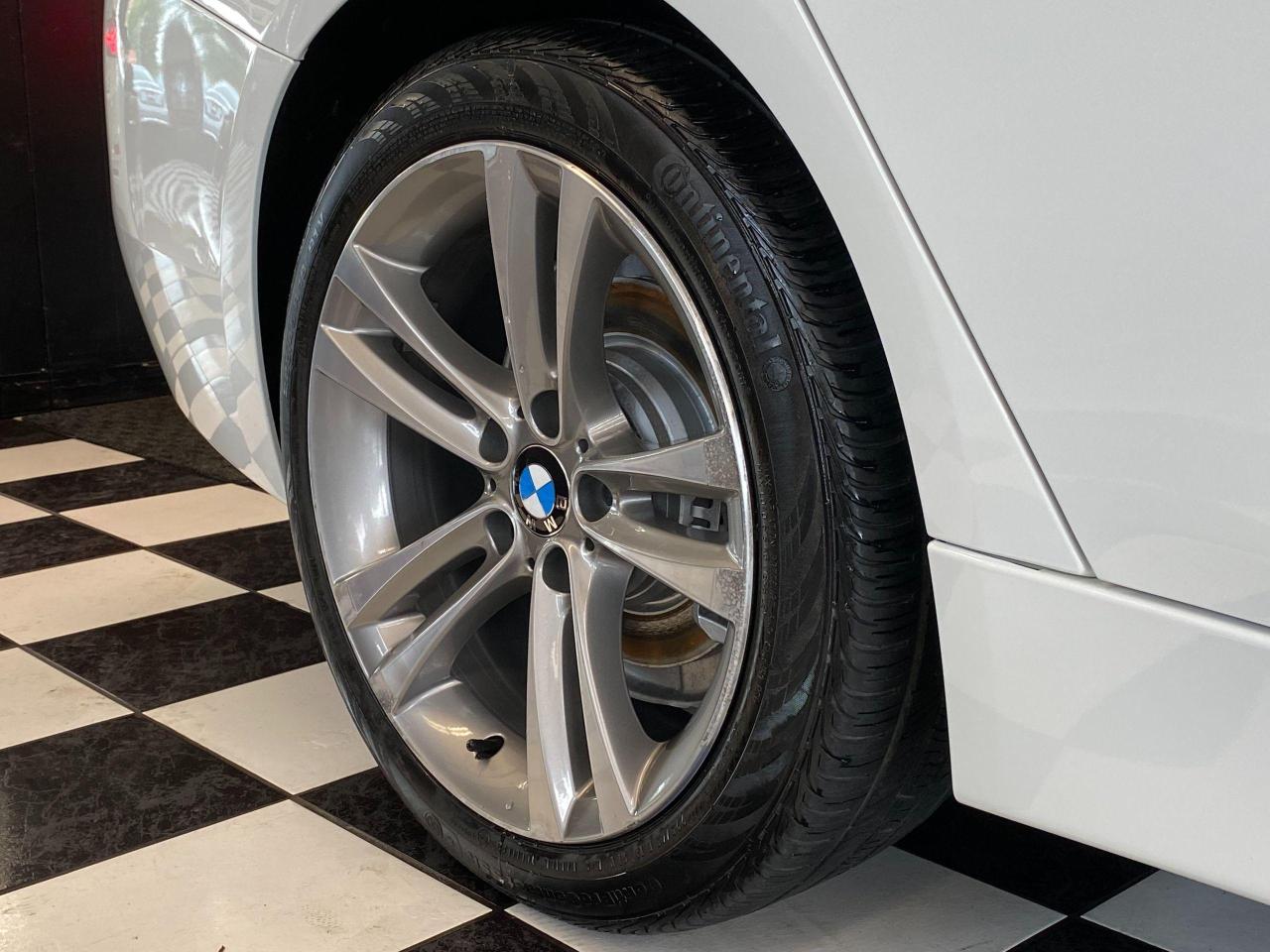 2017 BMW 3 Series 320i xDrive+ApplePlay+Camera+Sensors+CLEAN CARFAX Photo138