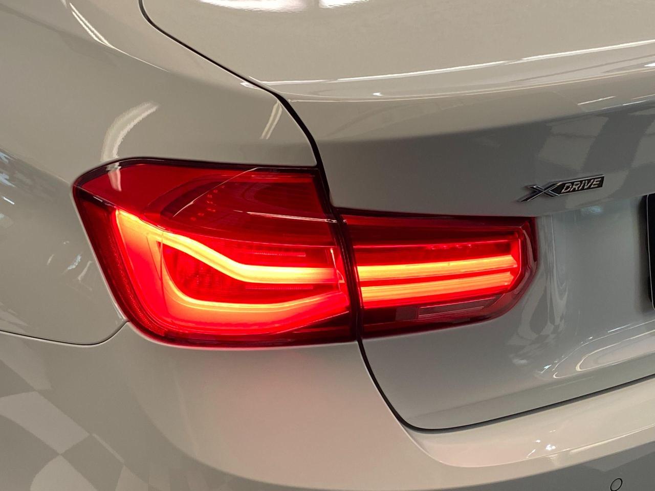 2017 BMW 3 Series 320i xDrive+ApplePlay+Camera+Sensors+CLEAN CARFAX - Photo #69