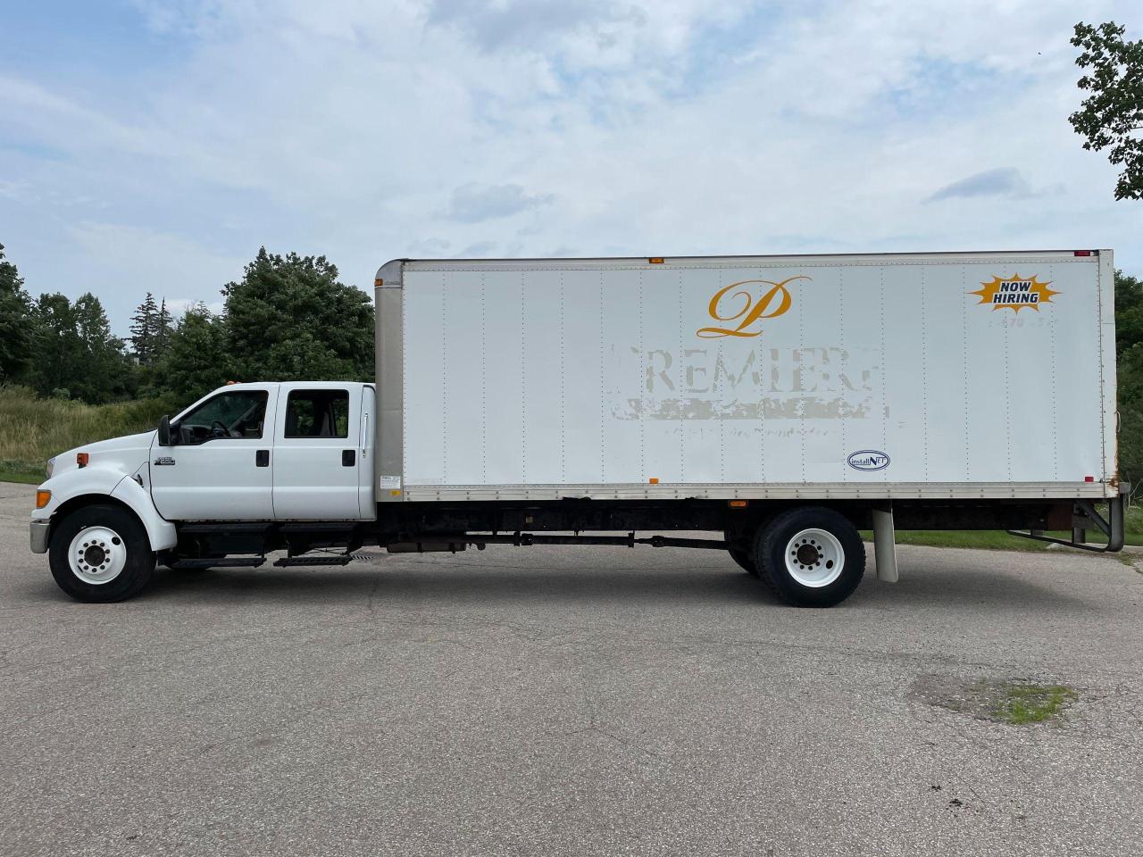 2007 Ford F-650 CREW CAB BOX TRUCK- CAT C7 - Photo #2