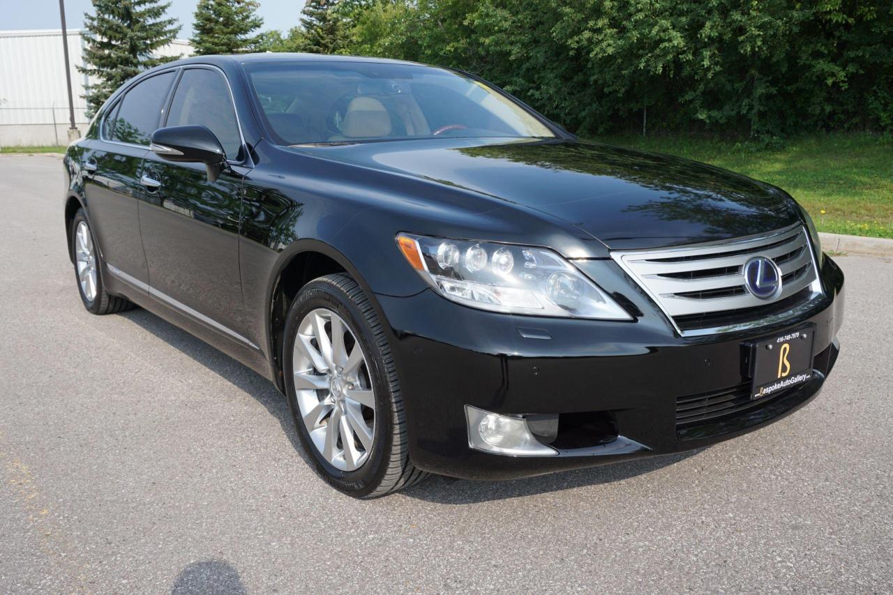 2011 Lexus LS 600H 1 FAMILY OWNED / EXECUTIVE PACKAGE / ULTRA RARE Photo3