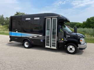 2009 Ford E350 CAMPER-RV CONVERSION ACCESS BUS - Photo #4