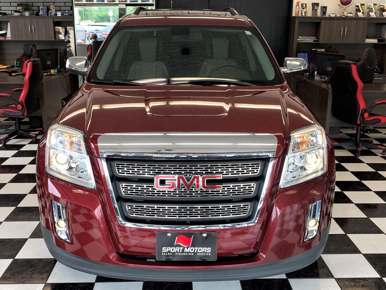 2010 GMC Terrain SLT-2 AWD+Leather+Camera+Bluetooth+CLEAN CARFAX - Photo #6