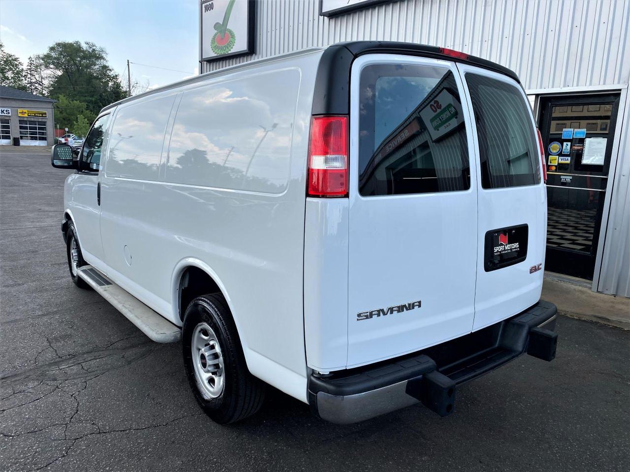 2019 GMC Savana 2500 Cargo 6.0L V8+Camera+CLEAN CARFAX - Photo #2