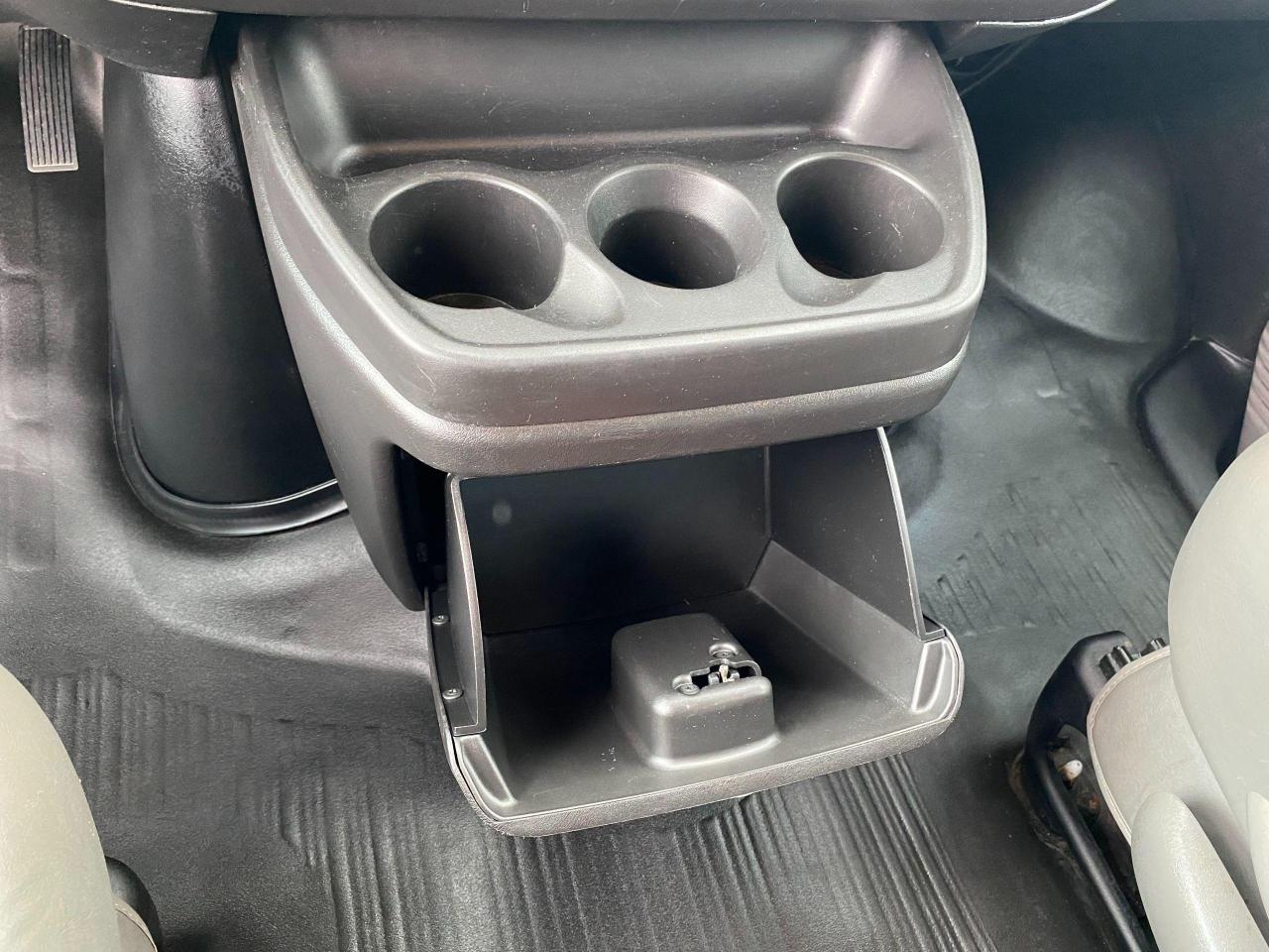 2019 GMC Savana 2500 Cargo 6.0L V8+Camera+CLEAN CARFAX Photo28