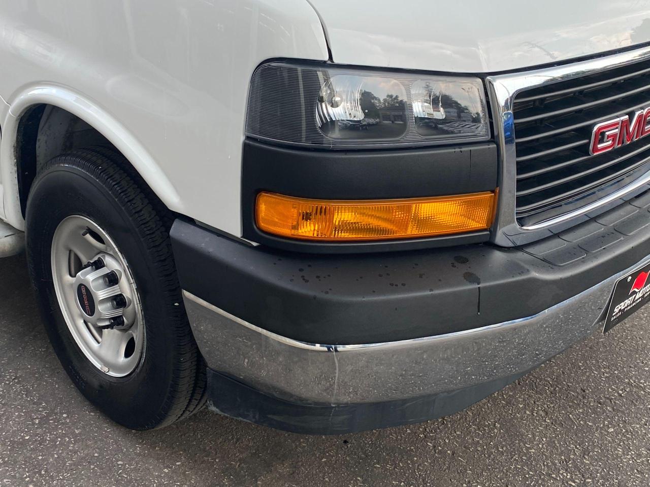 2019 GMC Savana 2500 Cargo 6.0L V8+Camera+CLEAN CARFAX Photo34