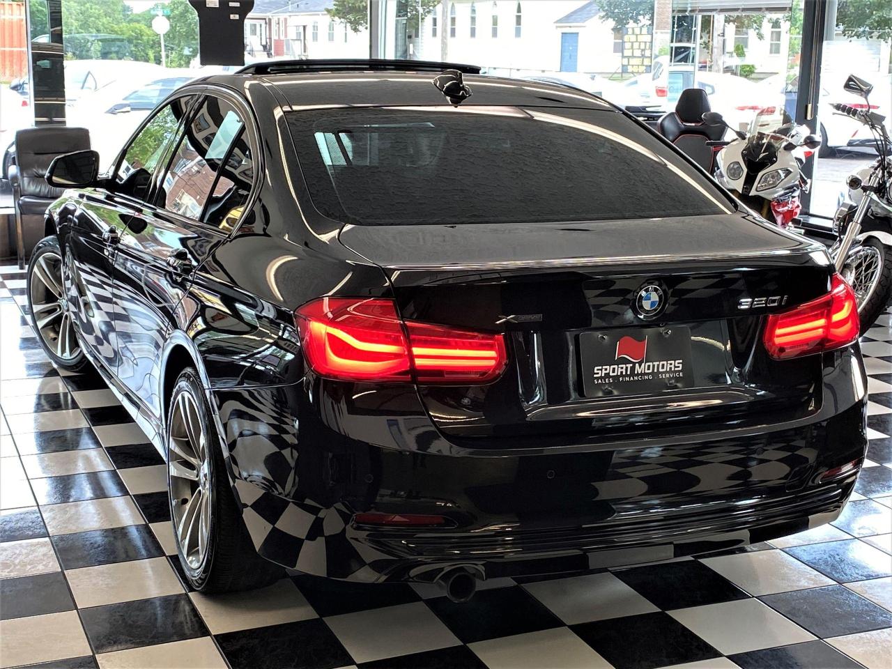 2017 BMW 3 Series 320i xDrive+GPS+BSM+360 Camera+PDC+CLEAN CARFAX - Photo #15