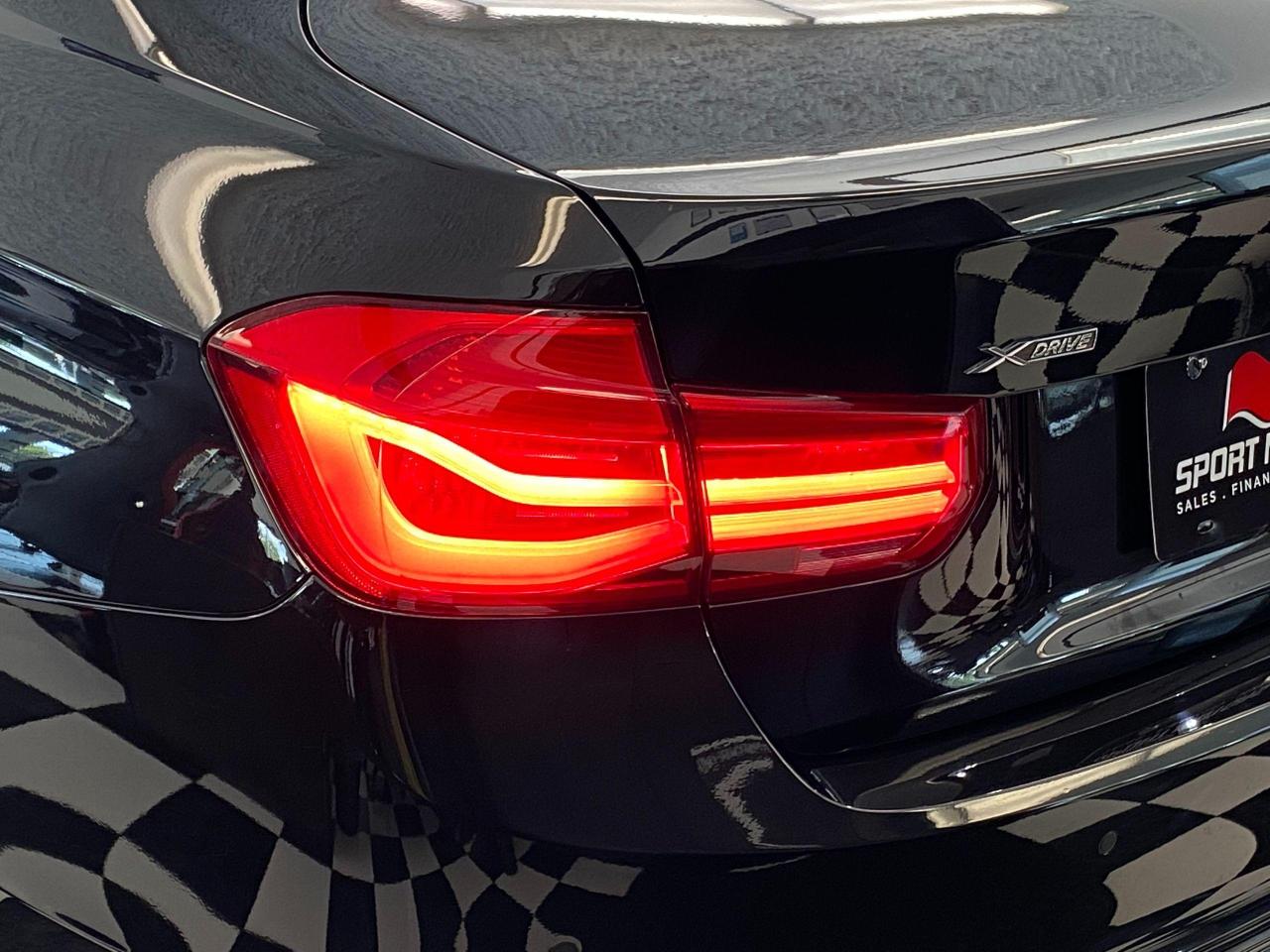 2017 BMW 3 Series 320i xDrive+GPS+BSM+360 Camera+PDC+CLEAN CARFAX - Photo #74