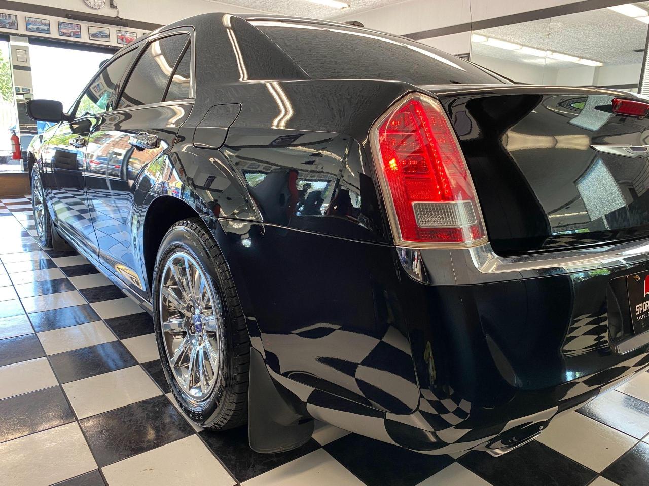 2014 Chrysler 300 Touring V6+Camera+New Tires+Brakes+CLEAN CARFAX Photo40