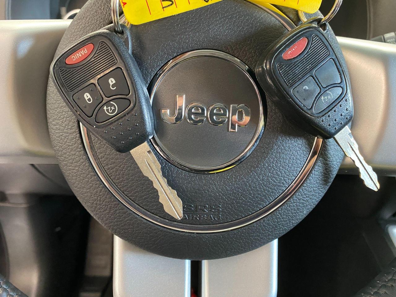 2015 Jeep Compass NORTH 4x4+HeatedSeats+New Tires+Brakes+CLEANCARFAX - Photo #15