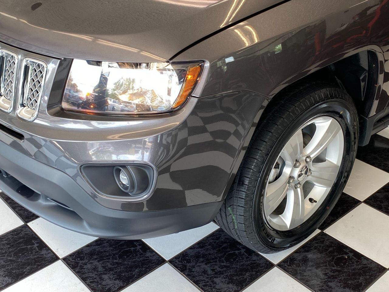 2015 Jeep Compass NORTH 4x4+HeatedSeats+New Tires+Brakes+CLEANCARFAX - Photo #35