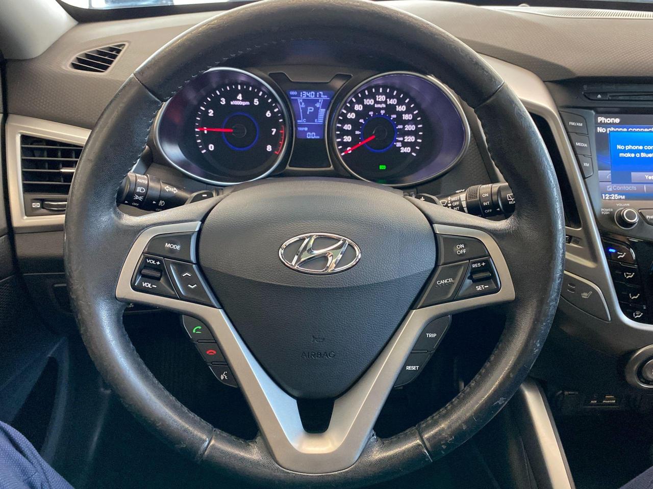 2013 Hyundai Veloster TECH+GPS+Camera+New Tires+Brakes+CLEAN CARFAX - Photo #9