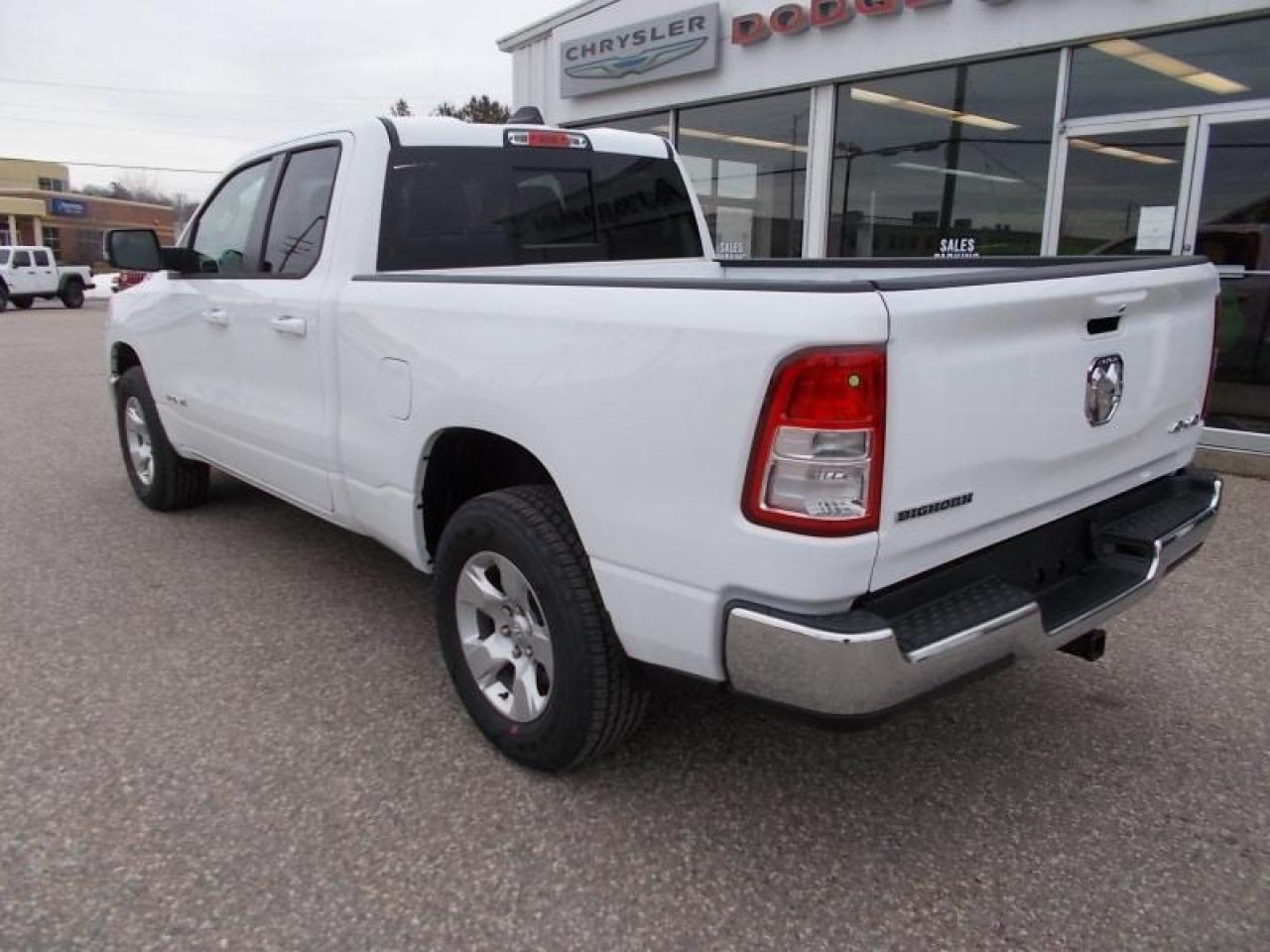 2022 RAM 1500 Big Horn Photo4