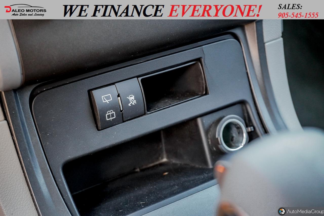 2009 Chevrolet Traverse LS / 7 PASSENGER Photo