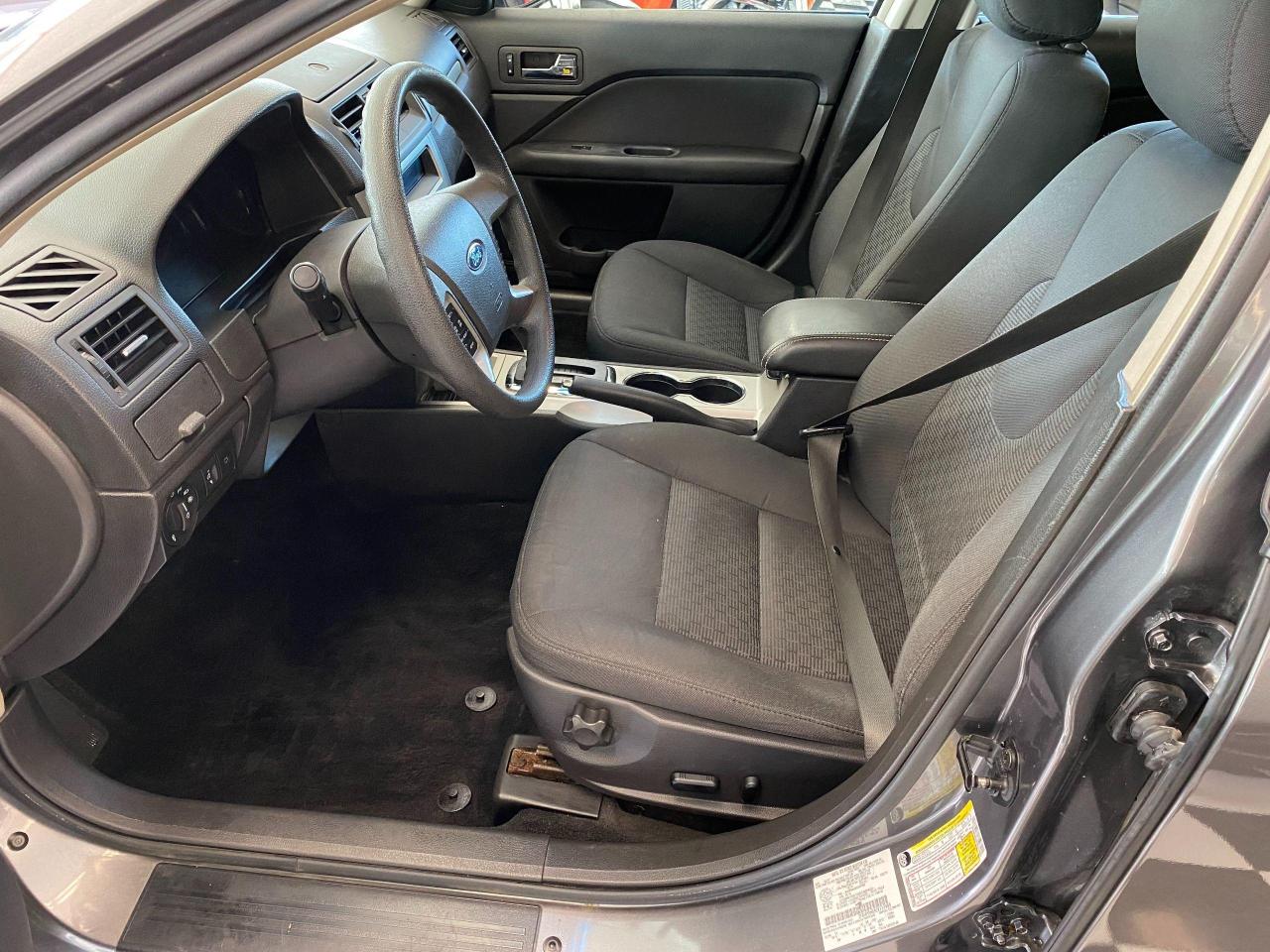 2012 Ford Fusion SE+New Tires & Brakkes+Power Options+CLEAN CARFAX Photo76