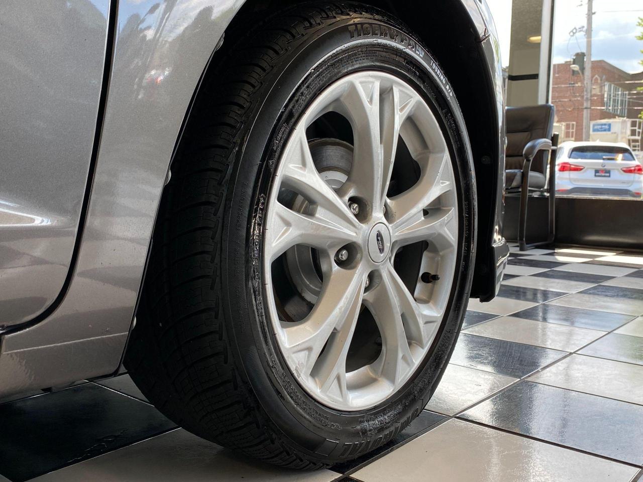 2012 Ford Fusion SE+New Tires & Brakkes+Power Options+CLEAN CARFAX Photo107