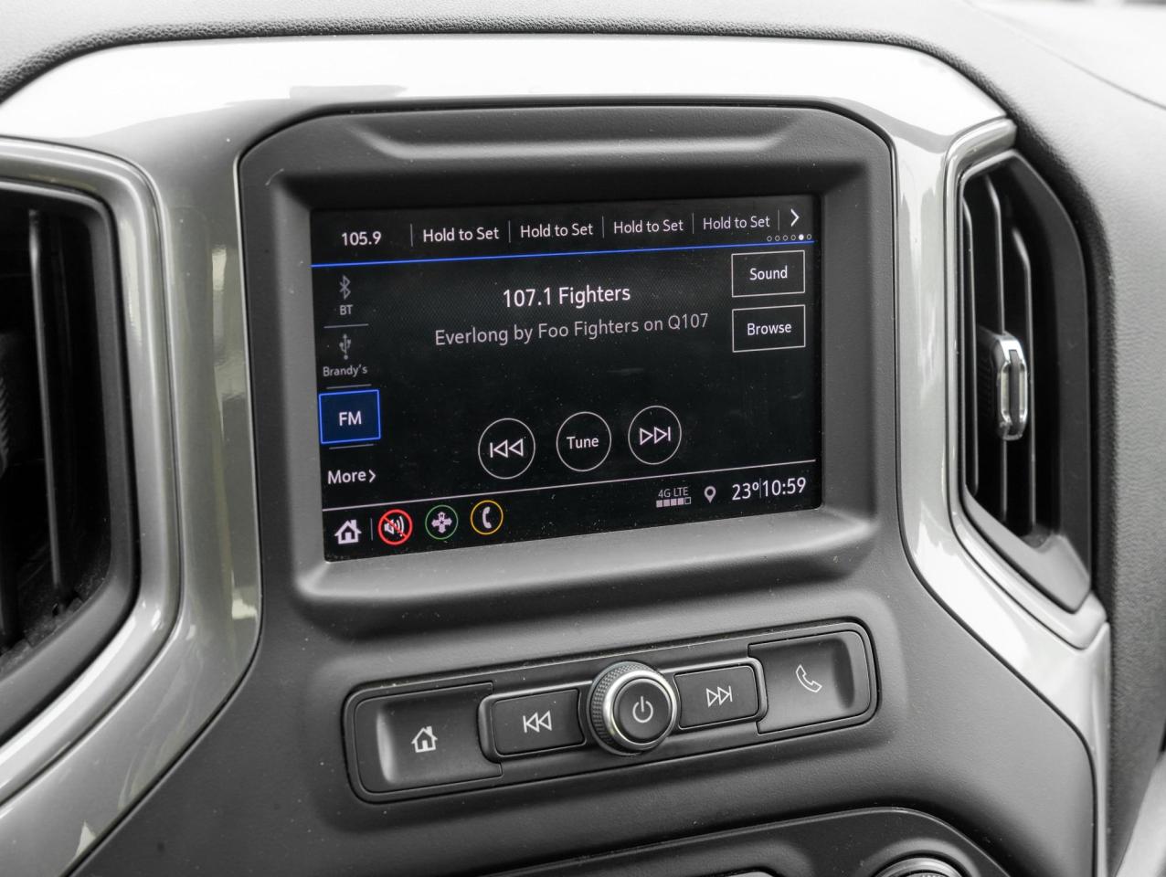 2020 Chevrolet Silverado 1500 Custom Photo