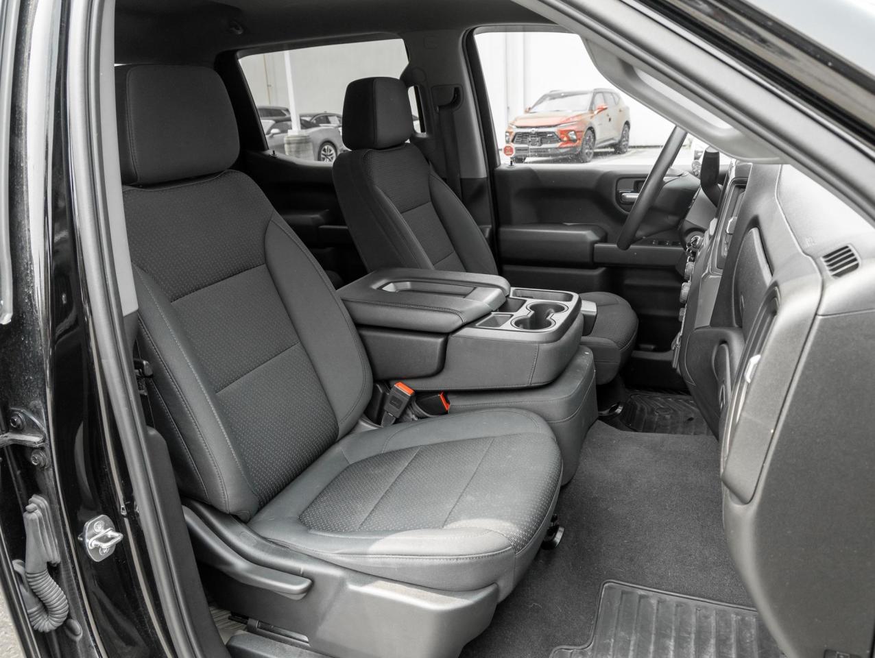 2020 Chevrolet Silverado 1500 Custom Photo