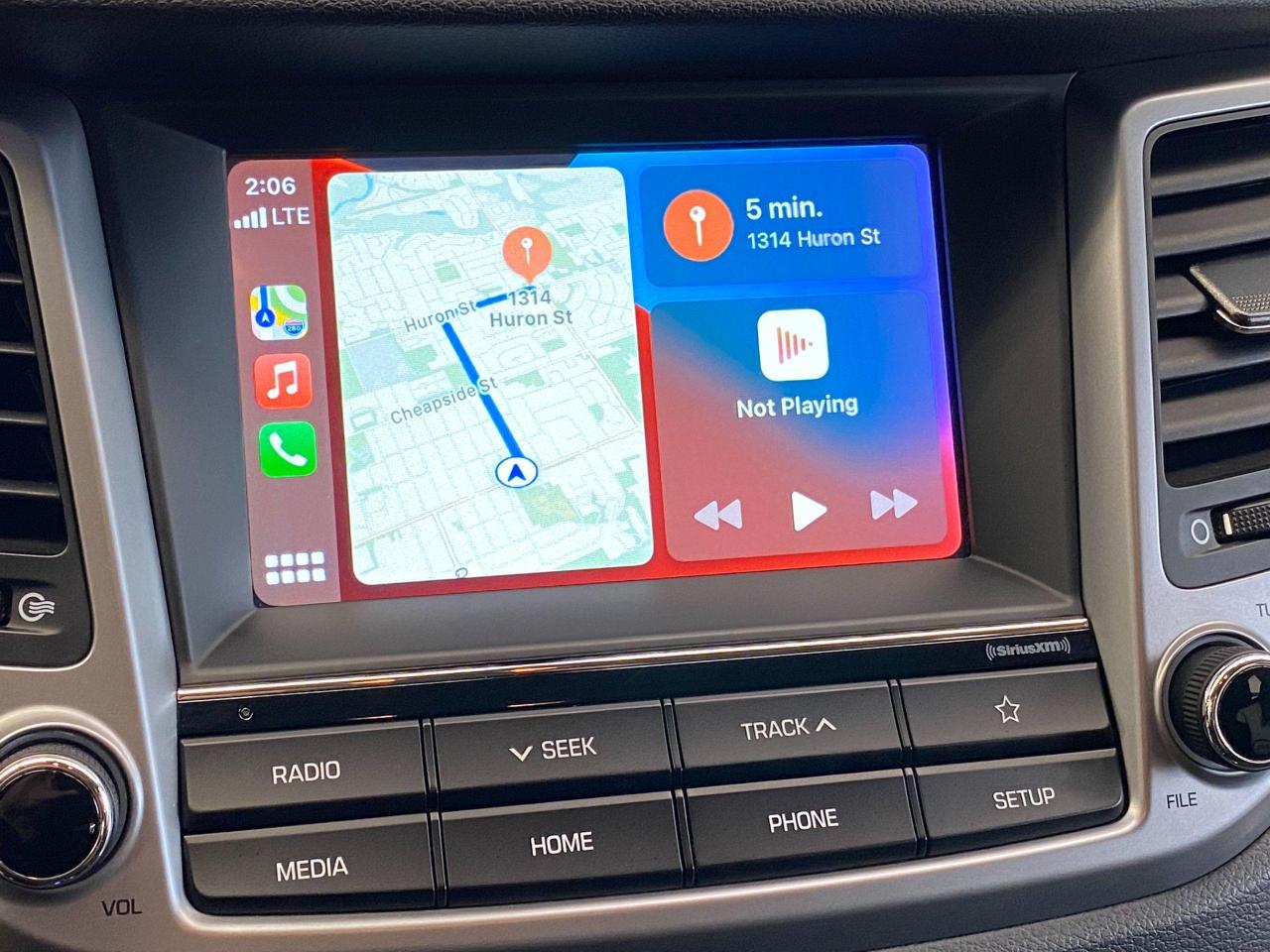 2018 Hyundai Tucson Premium+New Alloys & Tires+ApplePlay+CLEAN CARFAX - Photo #30