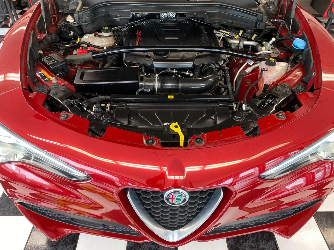 2018 Alfa Romeo Stelvio Ti Sport AWD+Assist PKG2+Roof+GPS+CLEAN CARFAX - Photo #7