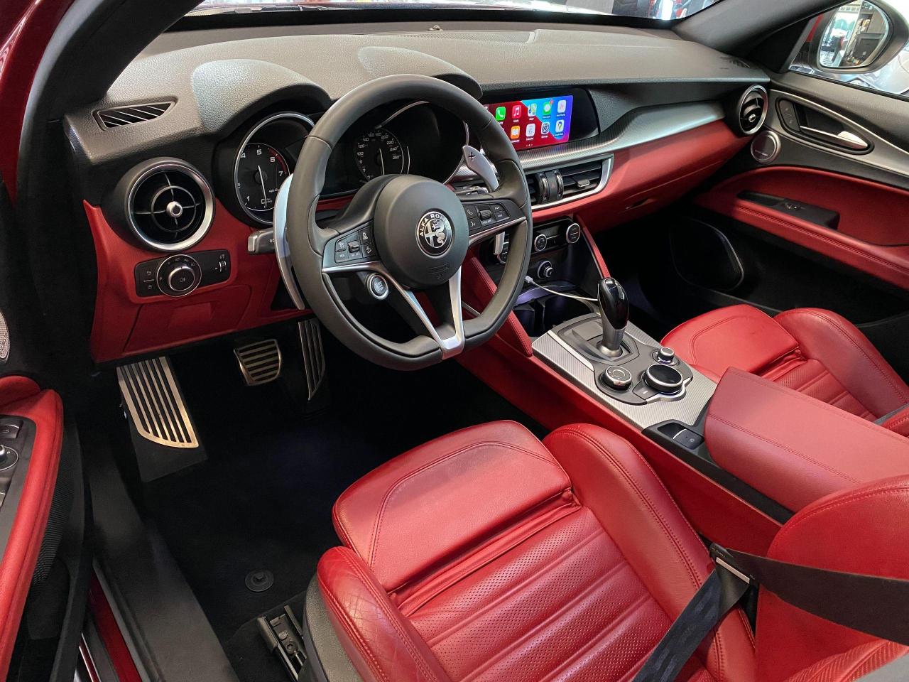 2018 Alfa Romeo Stelvio Ti Sport AWD+Assist PKG2+Roof+GPS+CLEAN CARFAX - Photo #20
