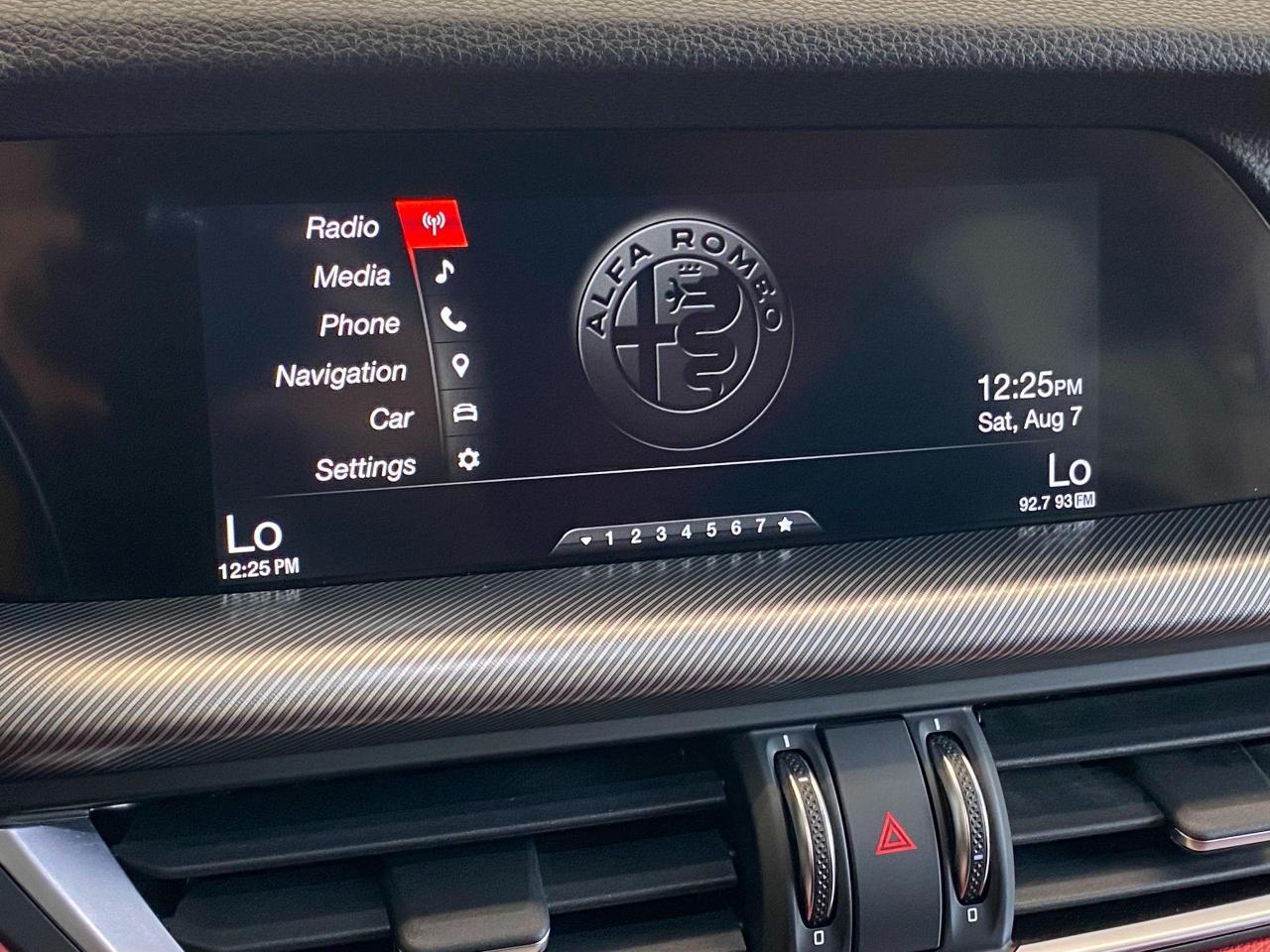 2018 Alfa Romeo Stelvio Ti Sport AWD+Assist PKG2+Roof+GPS+CLEAN CARFAX - Photo #33