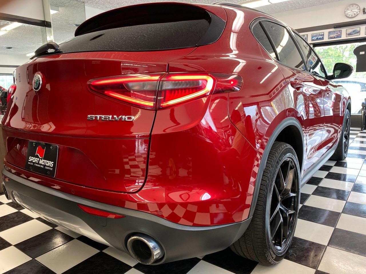 2018 Alfa Romeo Stelvio Ti Sport AWD+Assist PKG2+Roof+GPS+CLEAN CARFAX - Photo #50