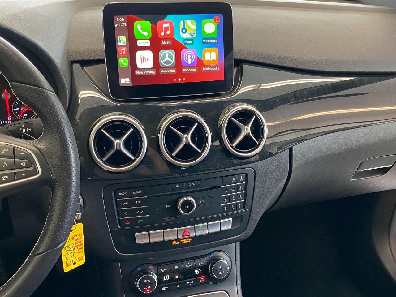 2017 Mercedes-Benz B-Class B 250 4MATIC+ApplePlay+Xenons+Camera+CLEAN CARFAX - Photo #10