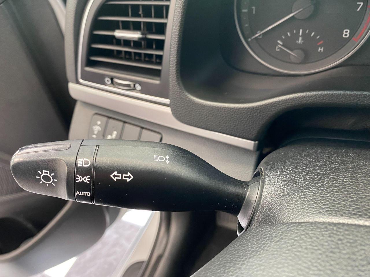 2018 Hyundai Elantra GL SE+Sunroof+Push Start+ApplePlay+CLEAN CARFAX - Photo #57