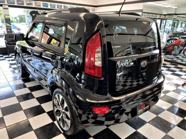 2013 Kia Soul 4U Luxury+Roof+Camera+New Brakes+CLEAN CARFAX Photo2