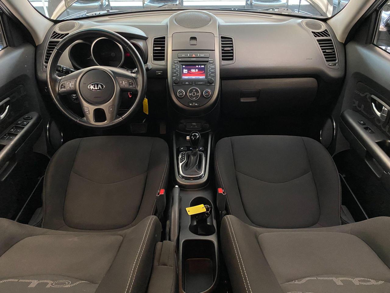 2013 Kia Soul 4U Luxury+Roof+Camera+New Brakes+CLEAN CARFAX - Photo #8