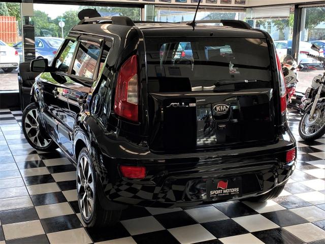 2013 Kia Soul 4U Luxury+Roof+Camera+New Brakes+CLEAN CARFAX Photo14