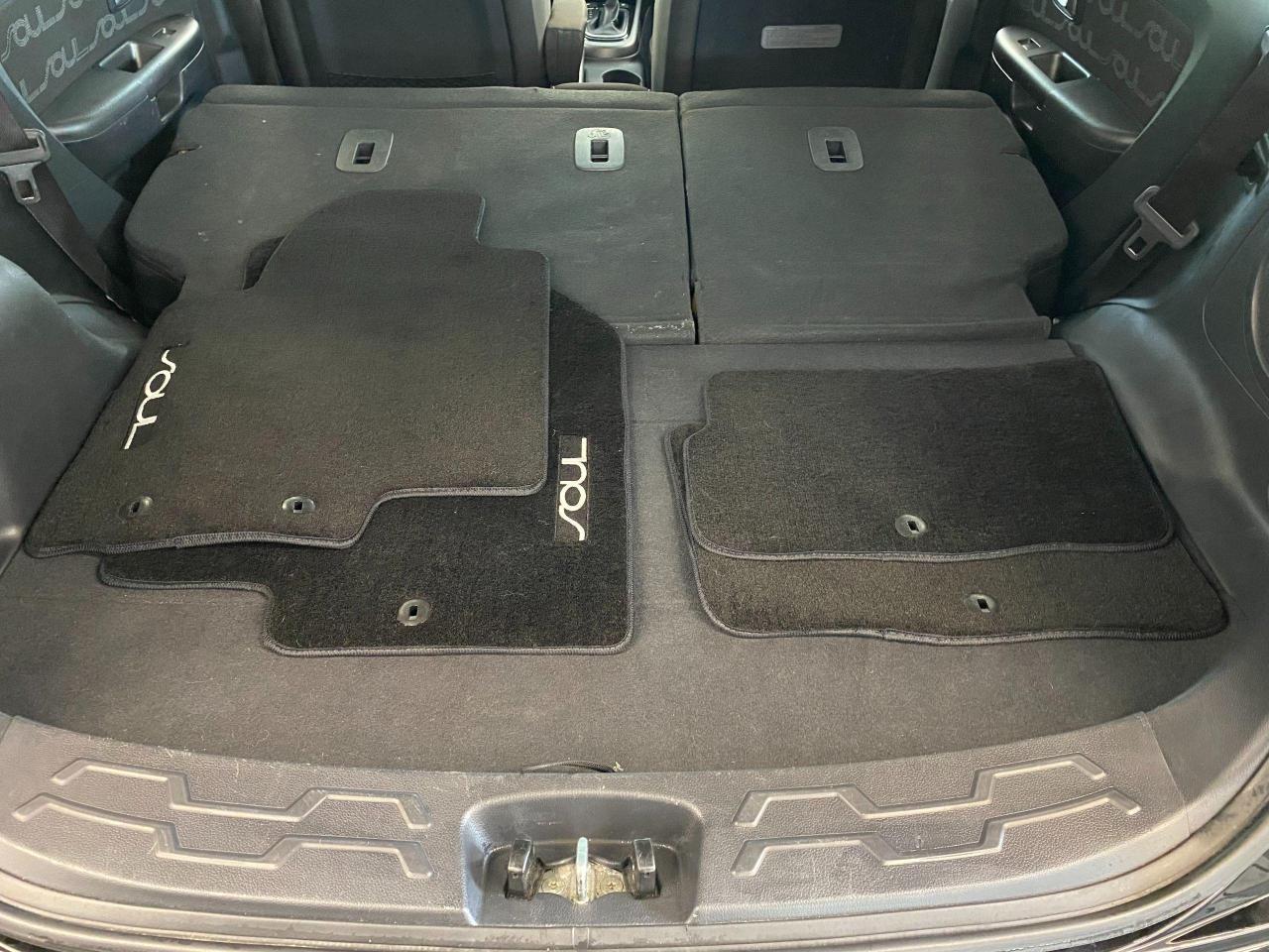 2013 Kia Soul 4U Luxury+Roof+Camera+New Brakes+CLEAN CARFAX - Photo #26