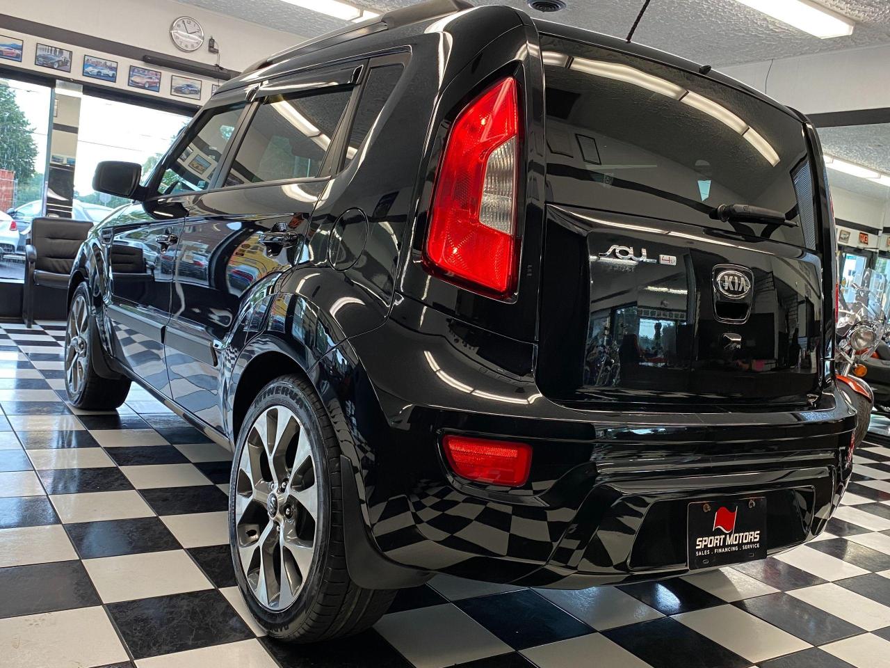 2013 Kia Soul 4U Luxury+Roof+Camera+New Brakes+CLEAN CARFAX - Photo #37
