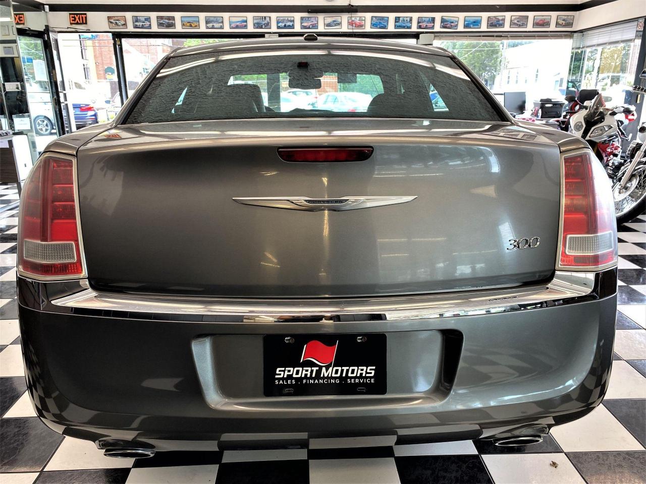 2011 Chrysler 300 Touring+Leather+Push Start+New Brakes+A/C+ - Photo #3