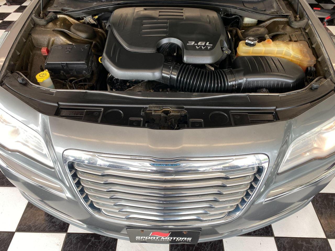 2011 Chrysler 300 Touring+Leather+Push Start+New Brakes+A/C+ - Photo #7