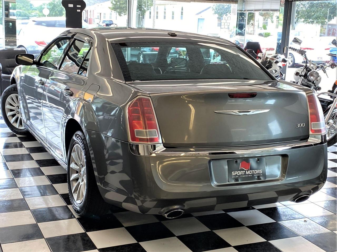 2011 Chrysler 300 Touring+Leather+Push Start+New Brakes+A/C+ - Photo #11
