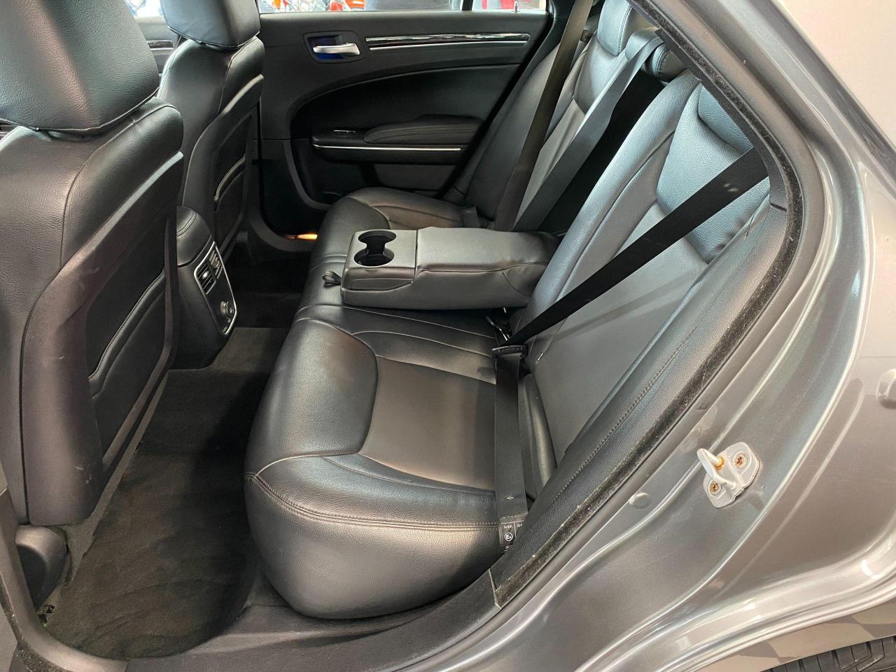 2011 Chrysler 300 Touring+Leather+Push Start+New Brakes+A/C+ - Photo #20